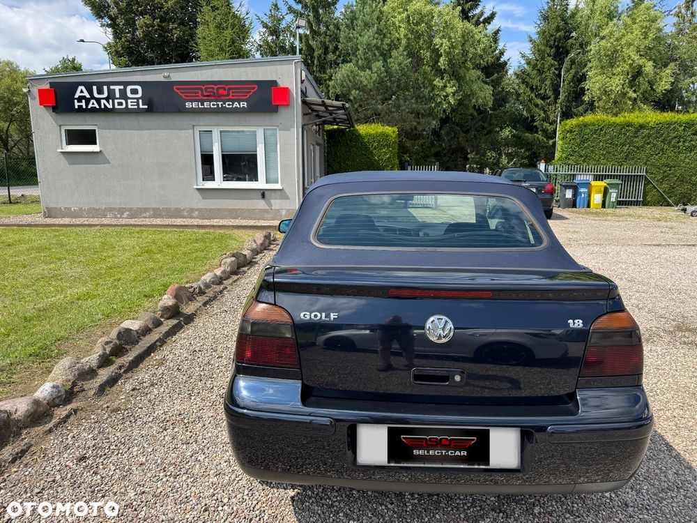 Volkswagen Golf 1.8 CL - 7