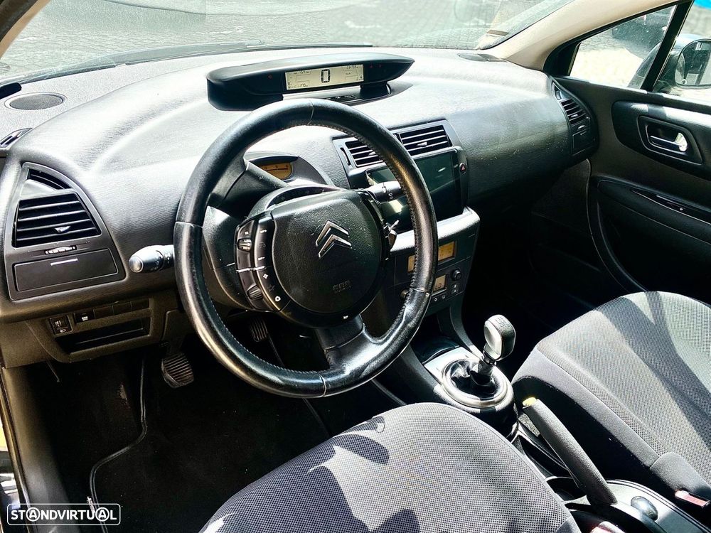 Citroën C4 Coupé 1.6 HDi 110 VTR - 15