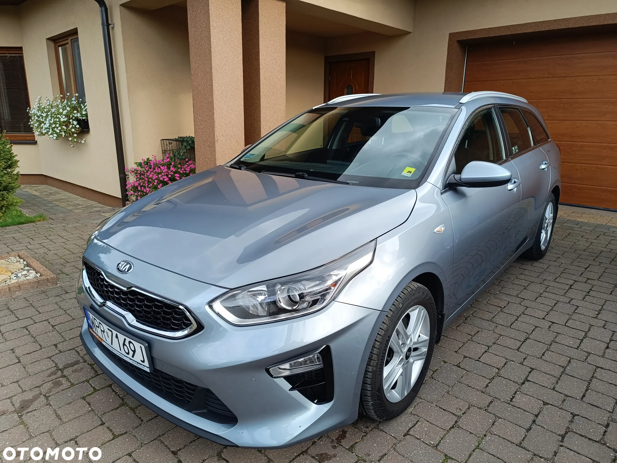 Kia Ceed 1.6 CRDi mHEV M - 23