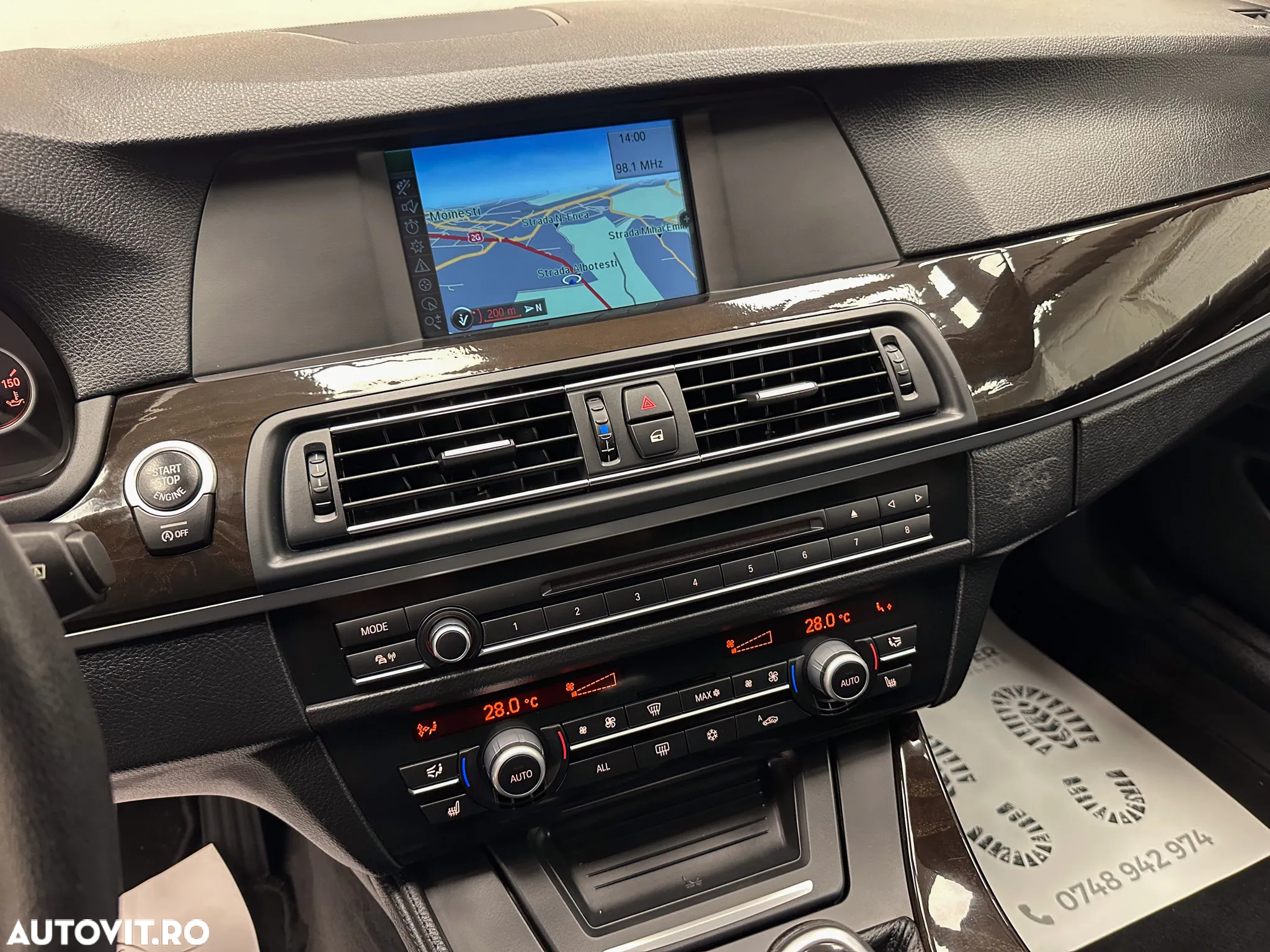 BMW Seria 5 520d Touring - 28