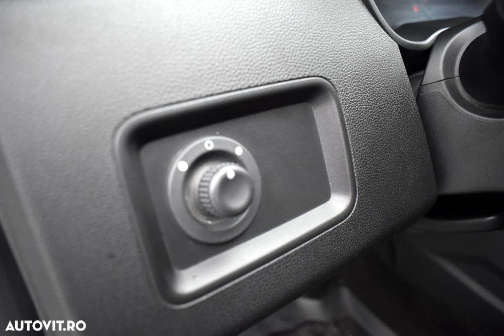 Dacia Duster 1.6 SCe 4WD Comfort - 15