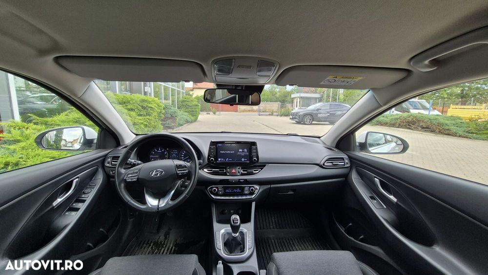 Hyundai i30 1.5 110CP 5DR M/T Highway - 12