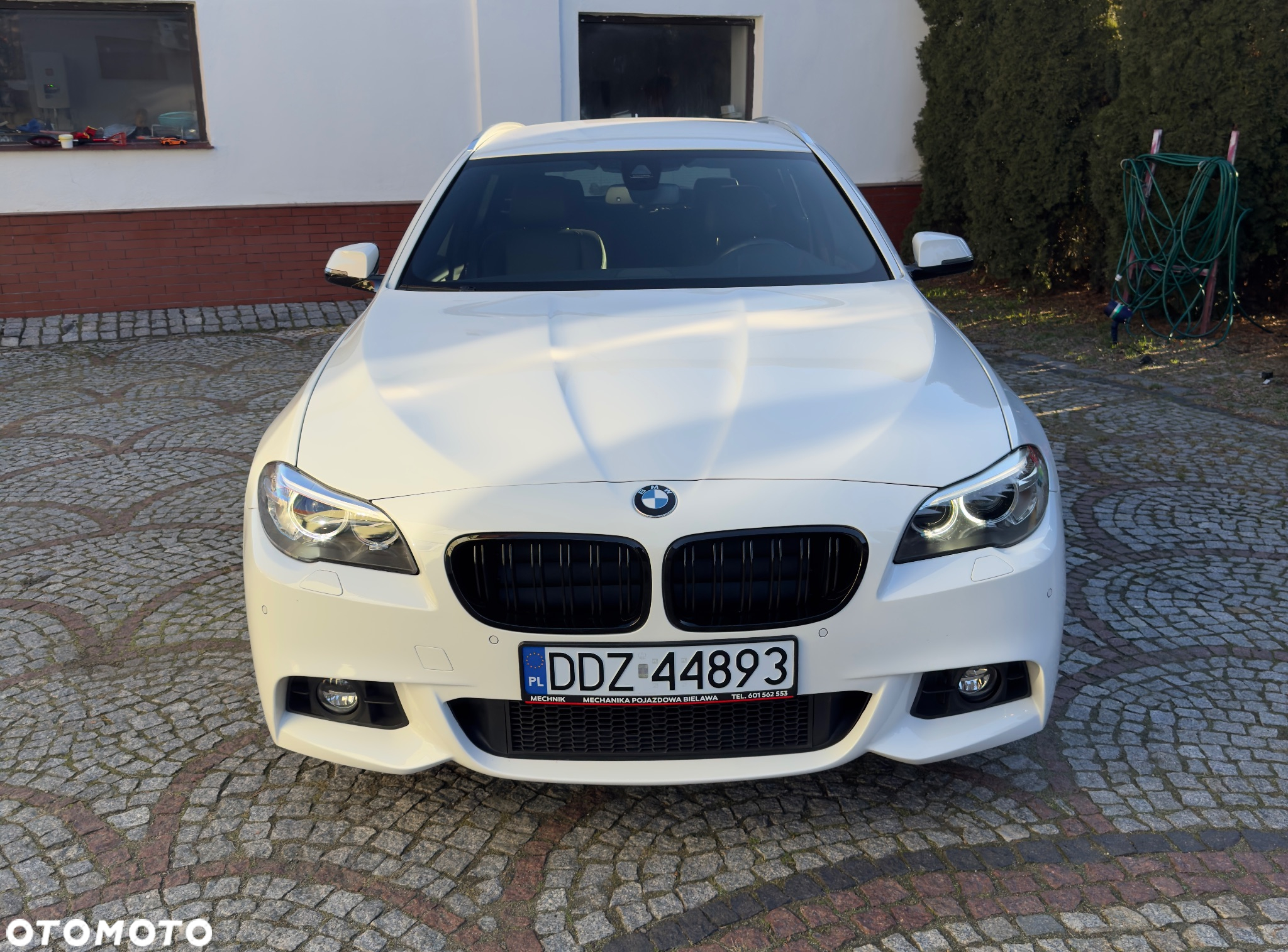 BMW Seria 5 528i xDrive Touring Sport-Aut - 2