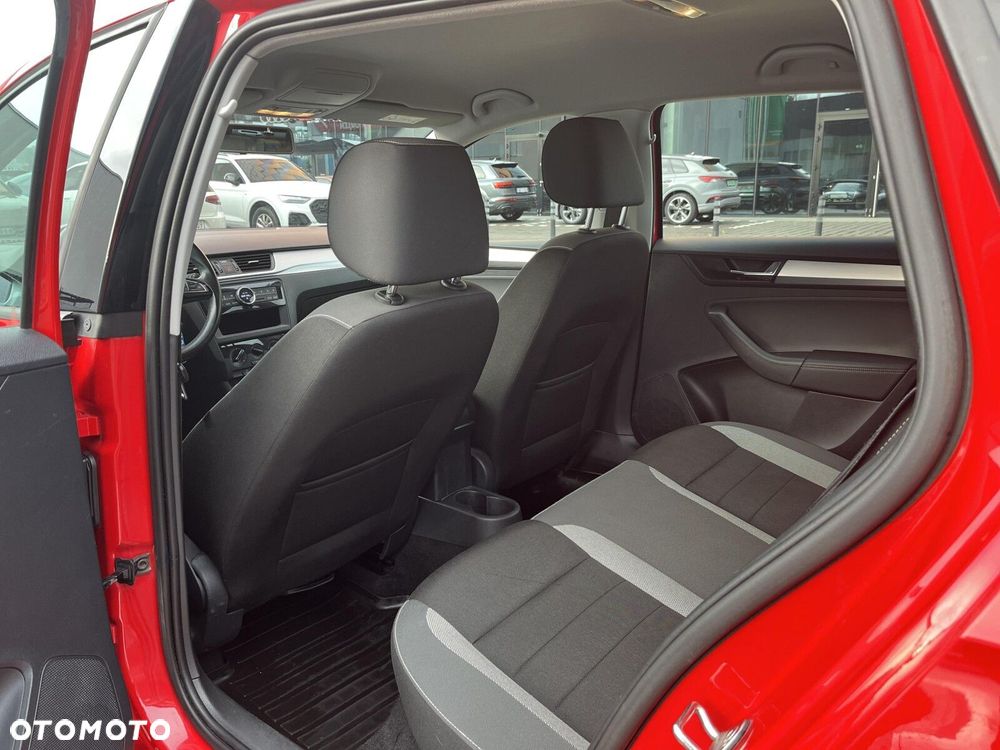 Skoda RAPID 1.0 TSI Ambition - 25