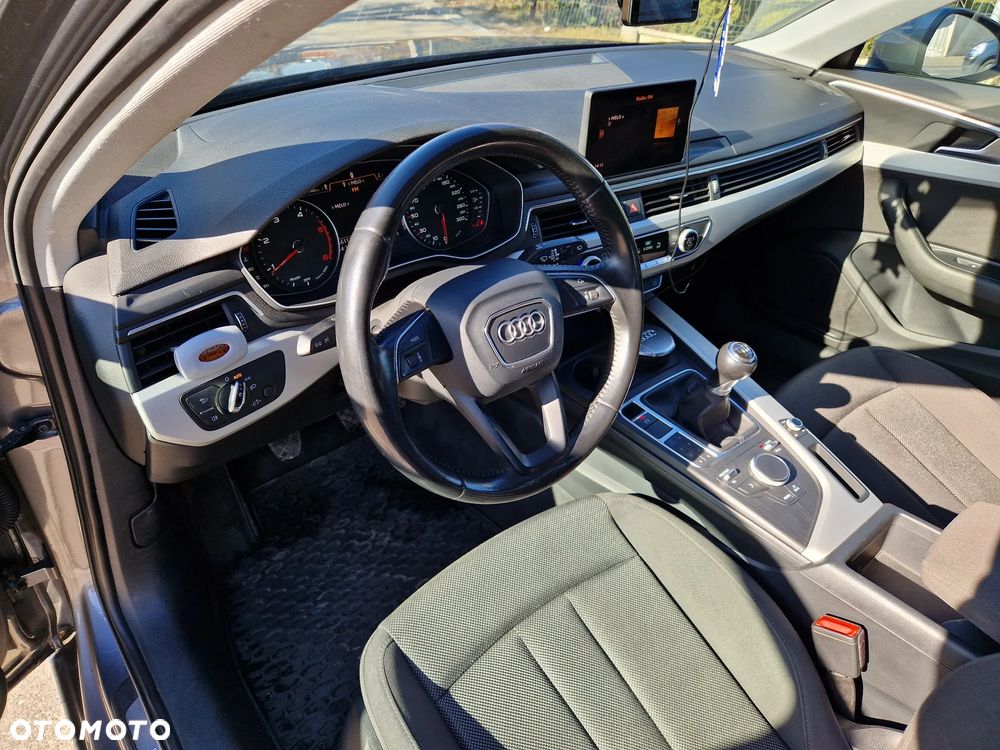 Audi A4 Avant 2.0 TDI design - 7