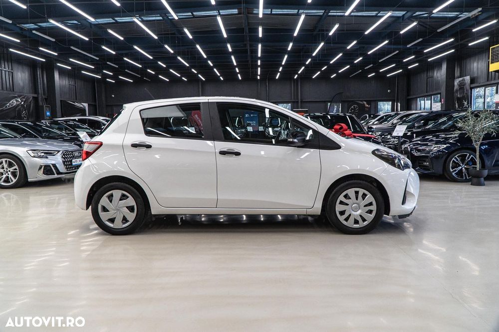 Toyota Yaris 1.0 L Eco - 20
