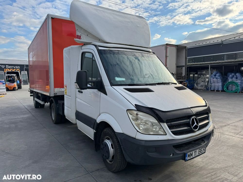 Mercedes-Benz Sprinter - 2
