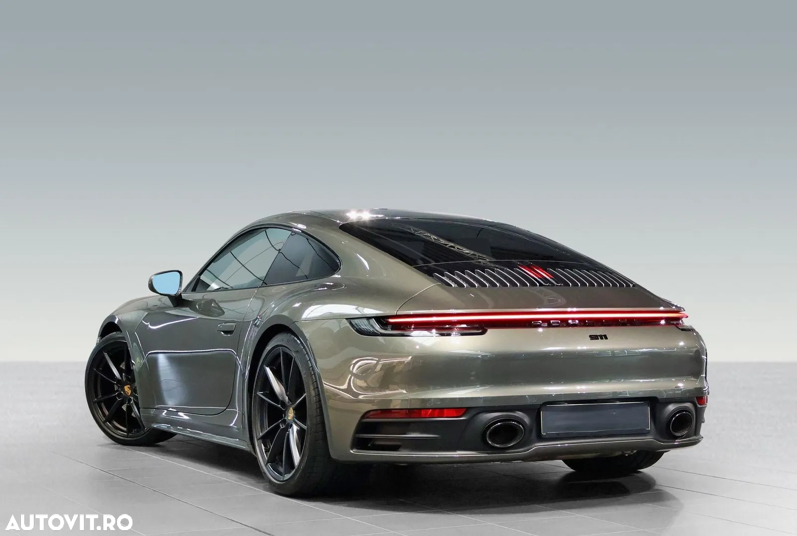 Porsche 911 Carrera 4S - 7