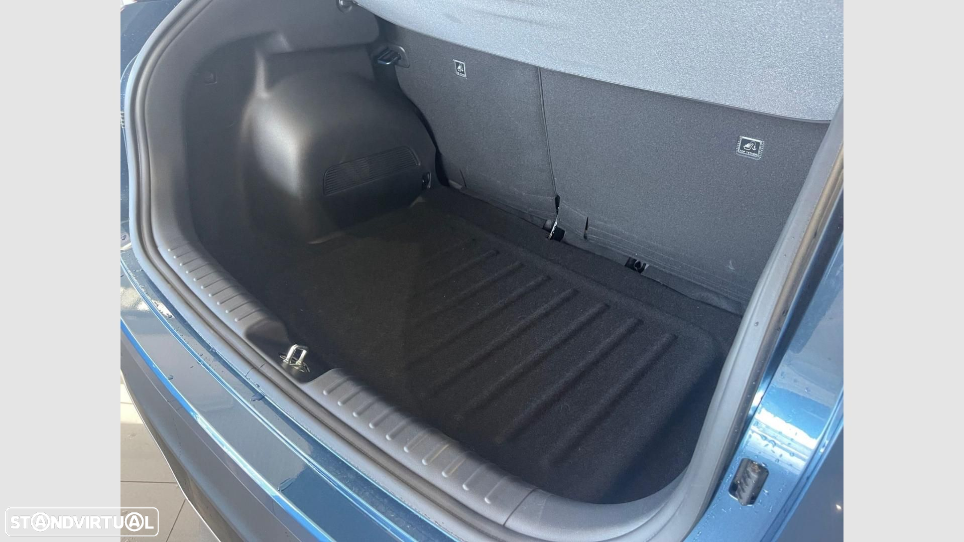 Kia Niro EV 64kWh Drive - 22