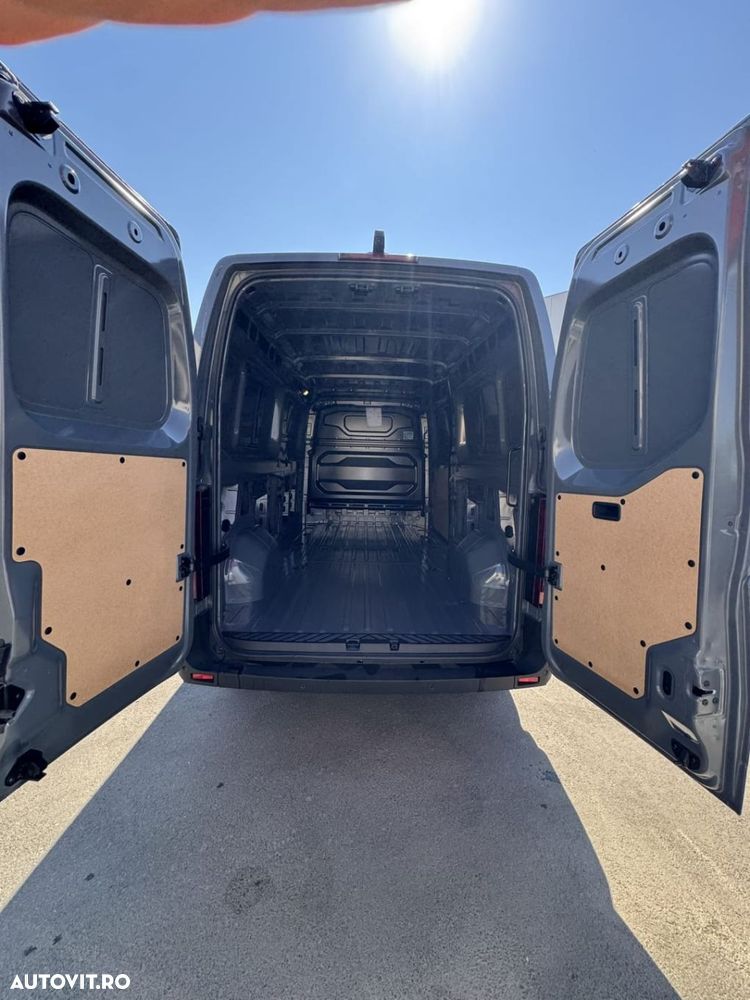Nissan Interstar - 16