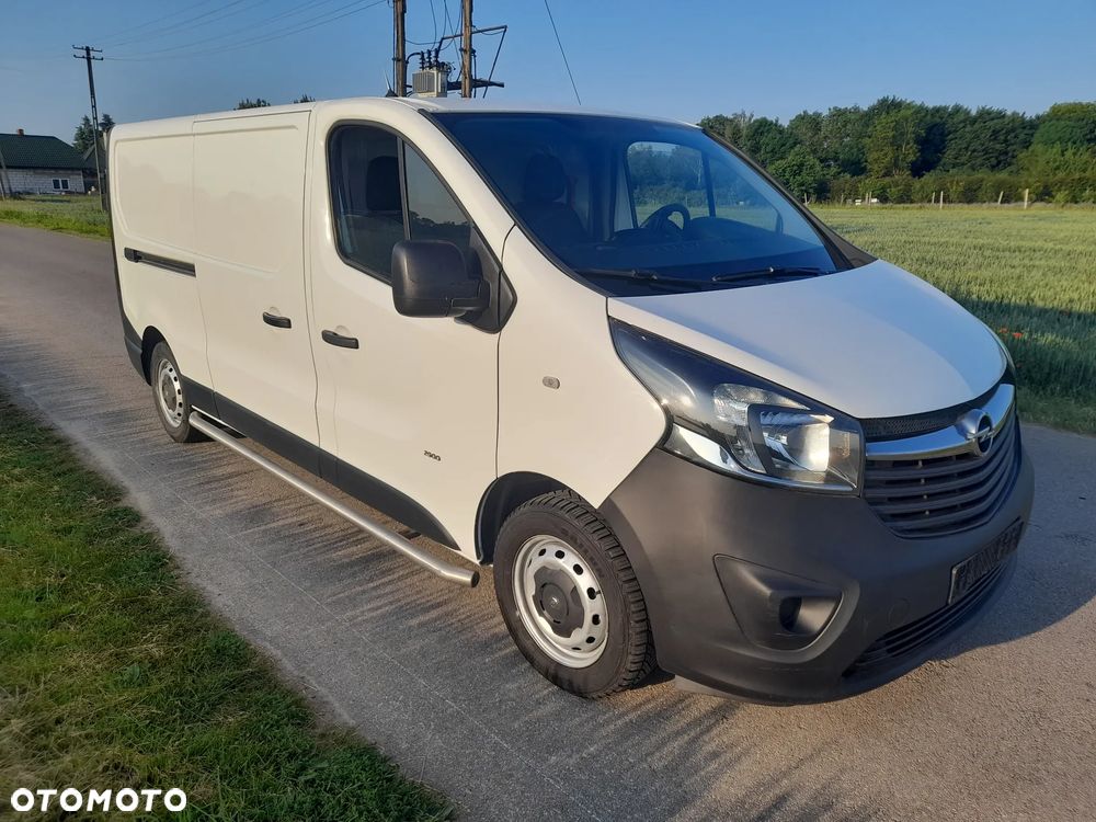 Opel Vivaro - 9