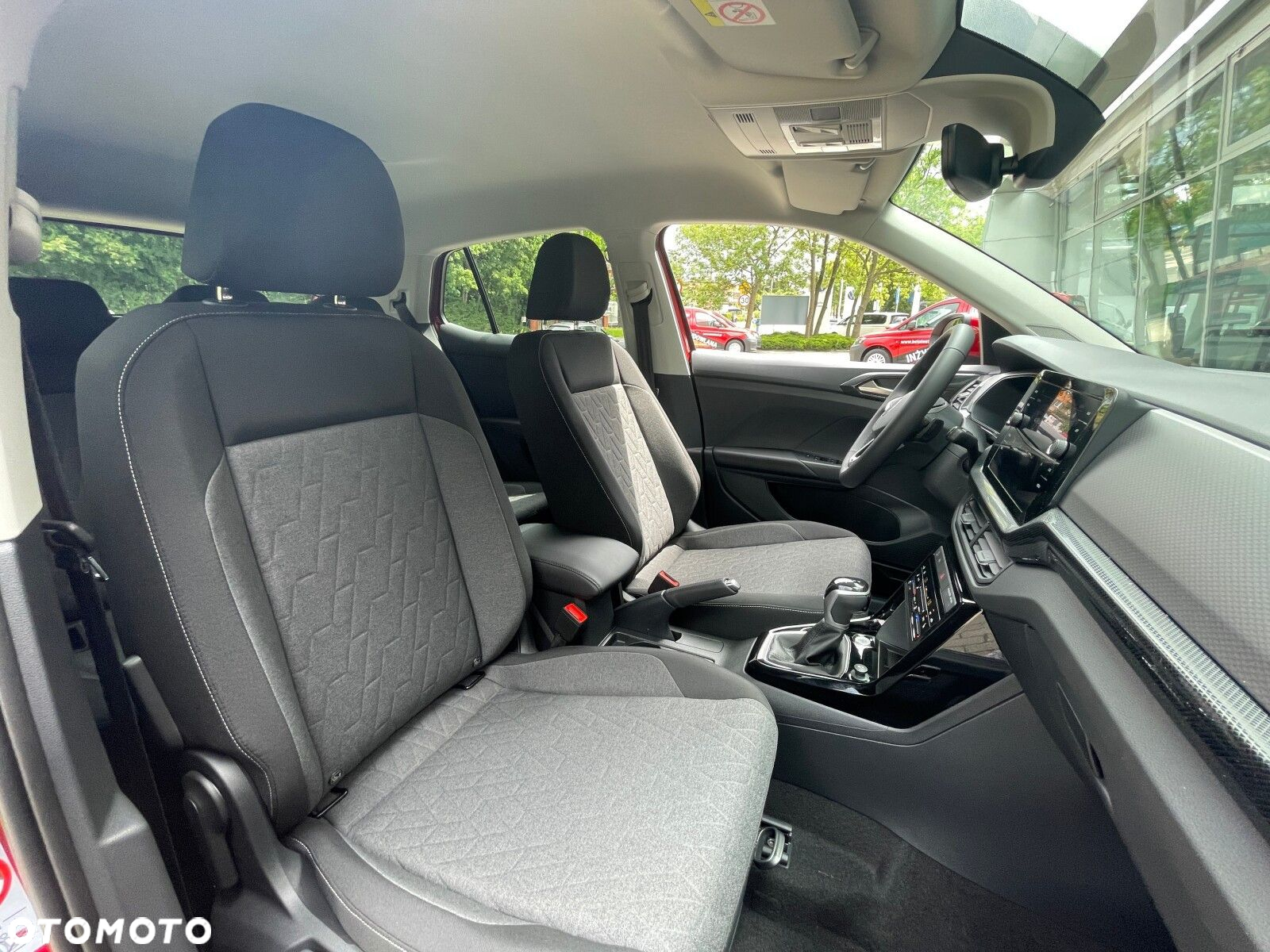 Volkswagen T-Cross 1.0 TSI Life Plus DSG - 14