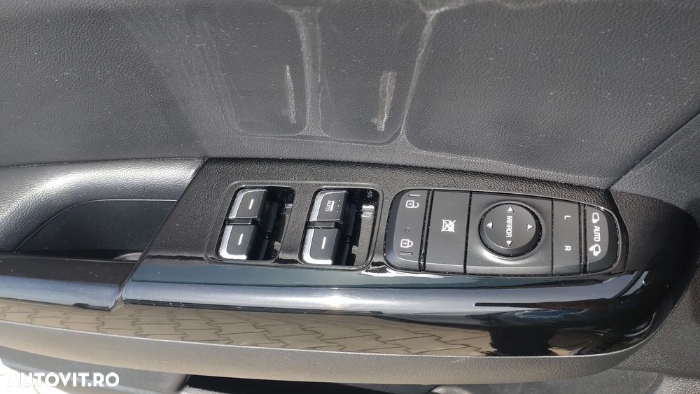 Kia Sportage 2.0 DSL 8AT HP 4x4 GT Line - 8