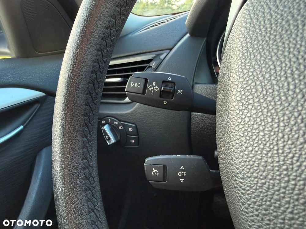 BMW X1 sDrive18d - 17