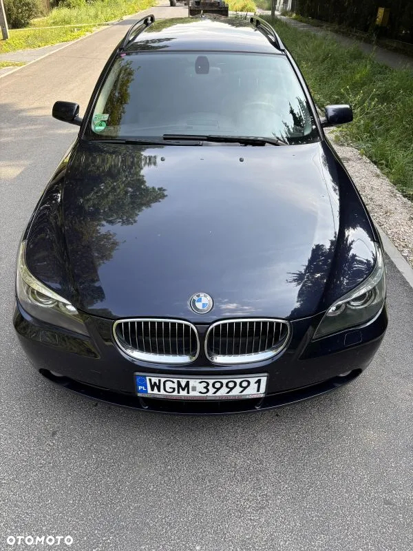 BMW Seria 5 545i - 3