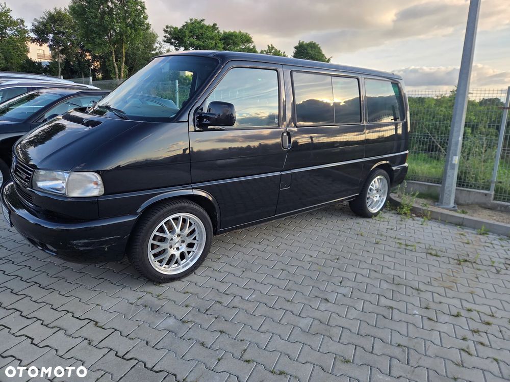 Volkswagen Multivan Standard - 1