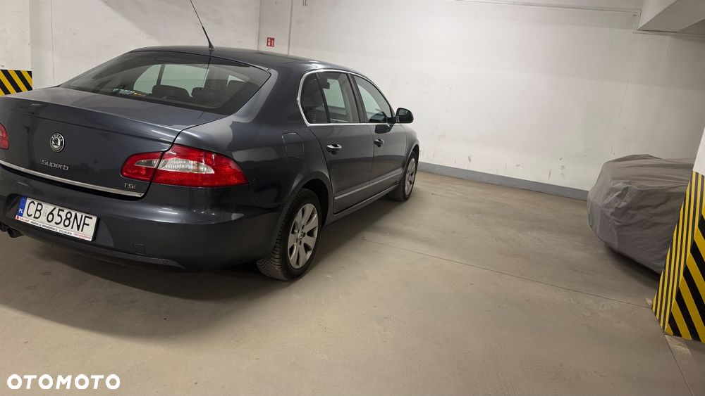Skoda Superb 1.8 TSI Elegance - 9