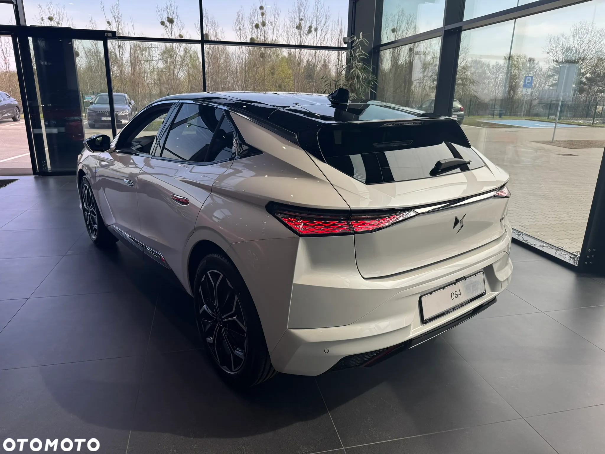 DS Automobiles DS 4 - 7