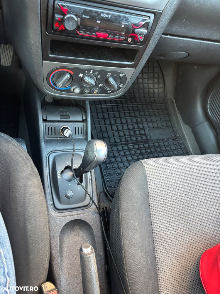 Opel Corsa - 9