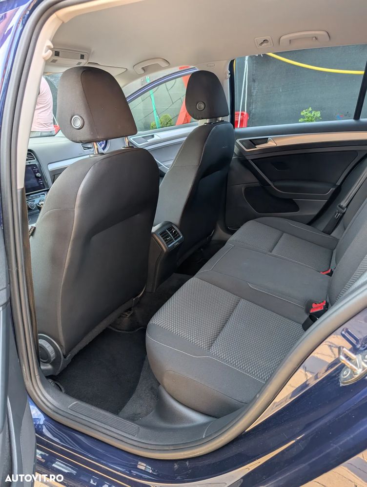 Volkswagen Golf 1.6 TDI Comfortline - 16