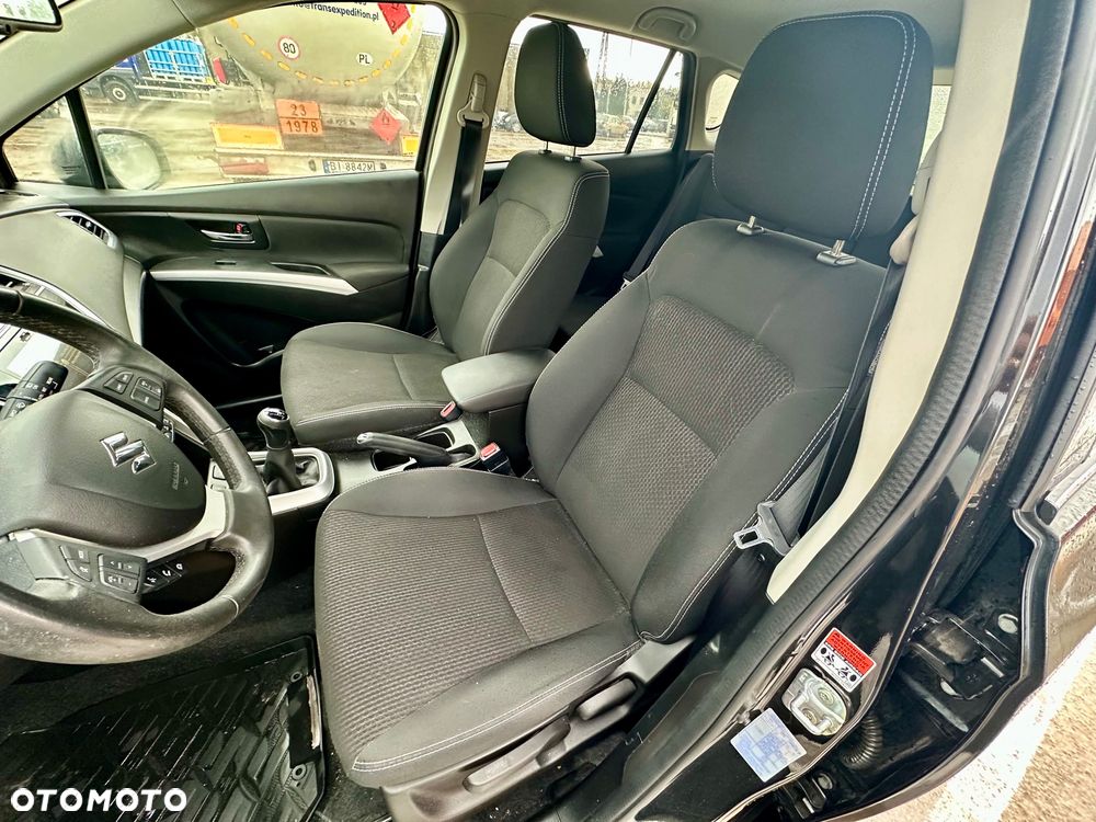 Suzuki SX4 S-Cross 1.0 T Premium - 13