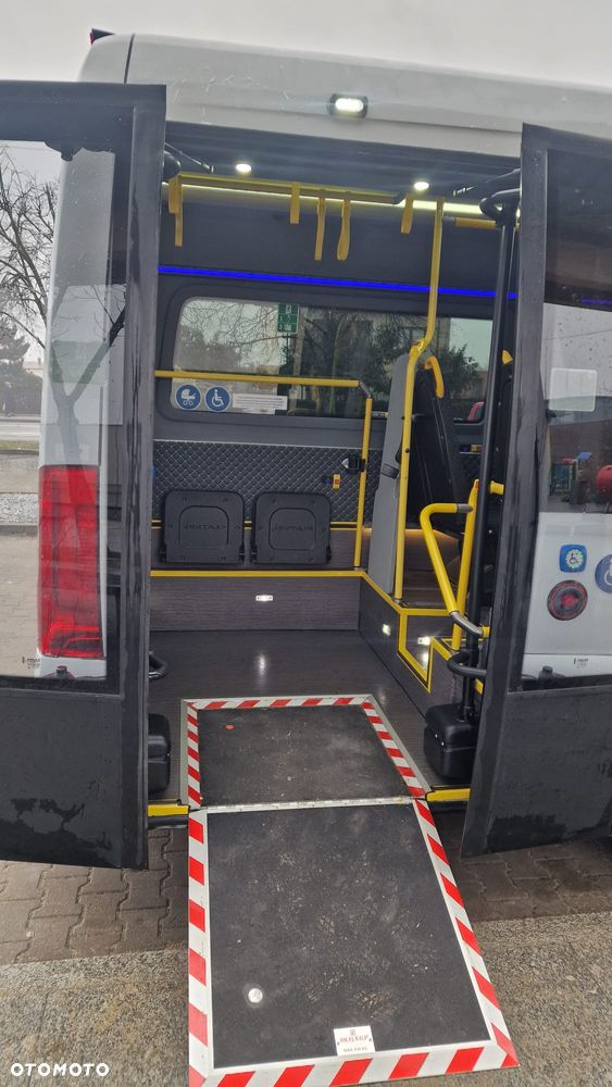 Mercedes-Benz Sprinter 519 - 8