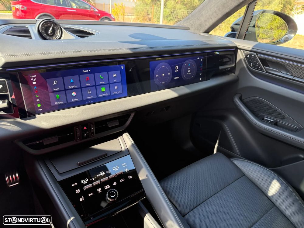 Porsche Macan Electric Turbo - 17