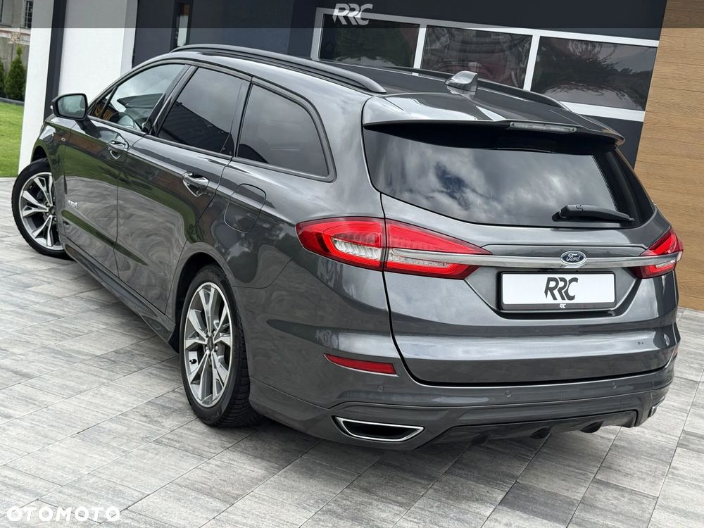 Ford Mondeo - 8