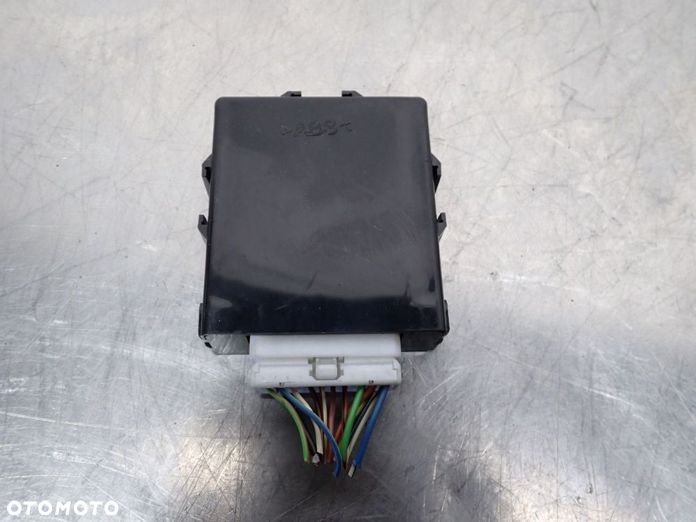 MODUŁ ZAMKA CENTRALNEGO SUBARU JUSTY G3X  37190-84E00 - 2