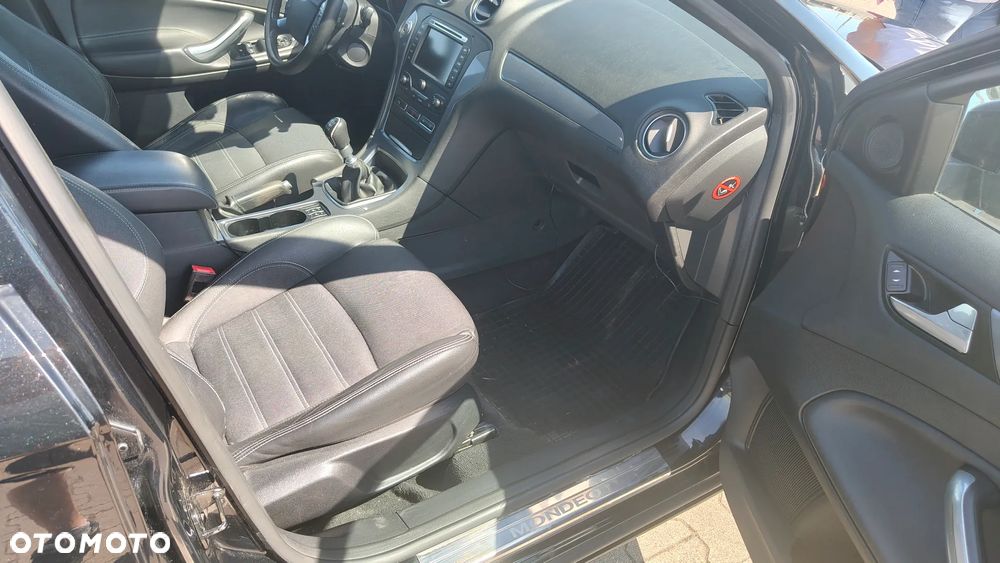 Ford Mondeo 2.0 TDCi Silver X - 20