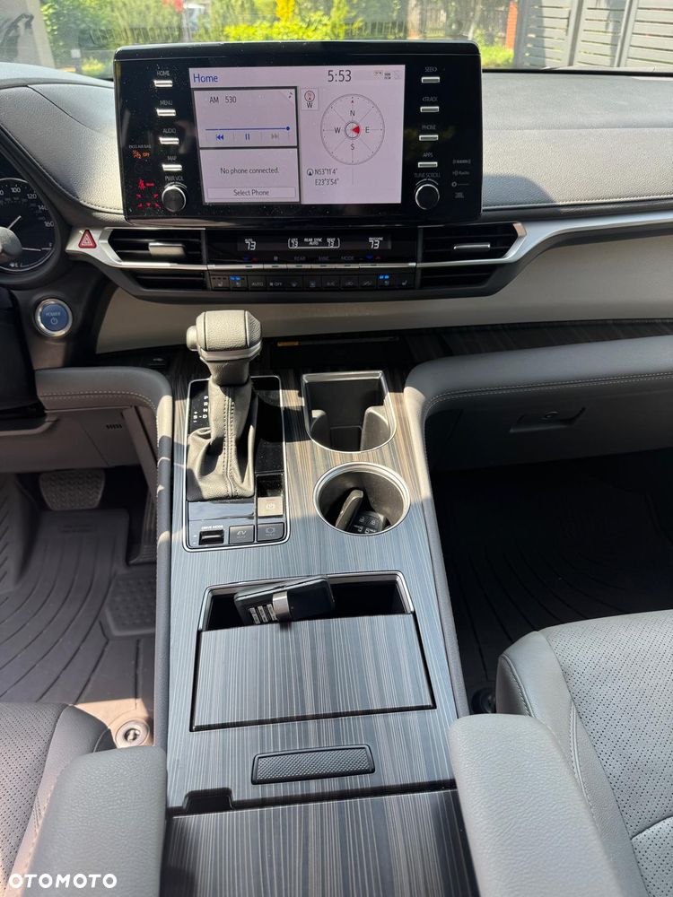 Toyota Sienna - 17
