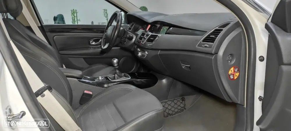 Renault Laguna Break - 8