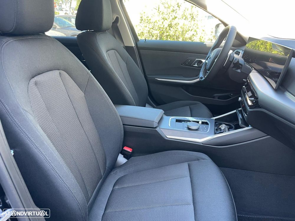 BMW 330 e Auto - 8