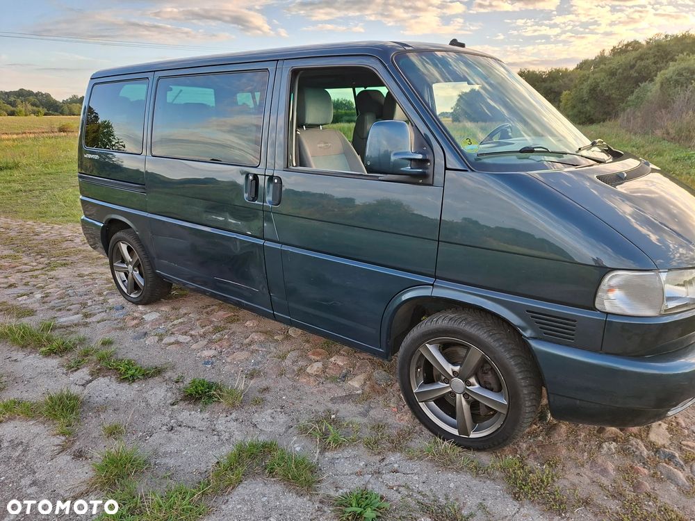 Volkswagen Multivan - 5