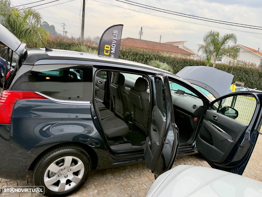 Peugeot 5008 1.6 HDi Executive CMP6 - 37