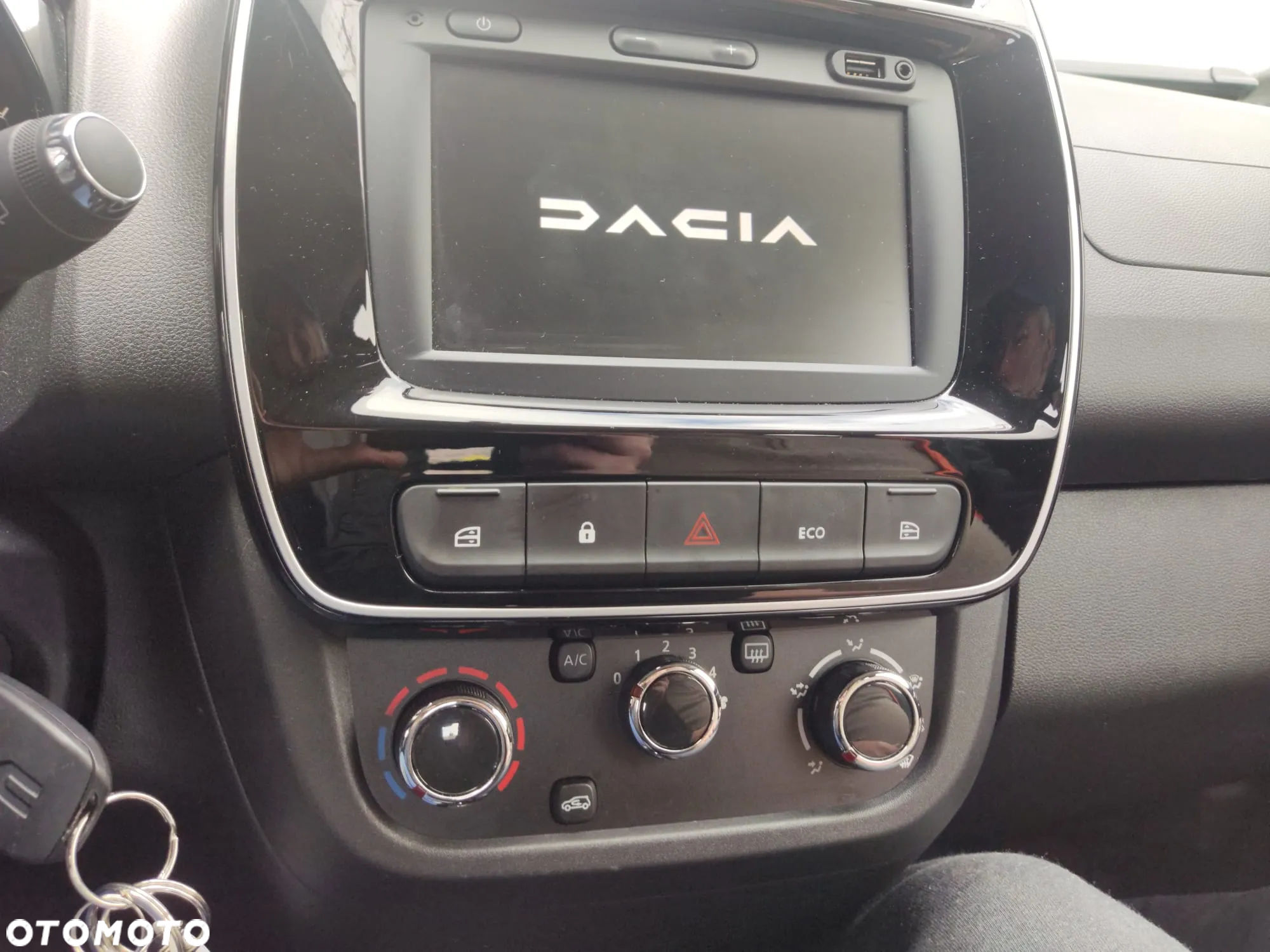 Dacia Spring ESSENTIAL - 36