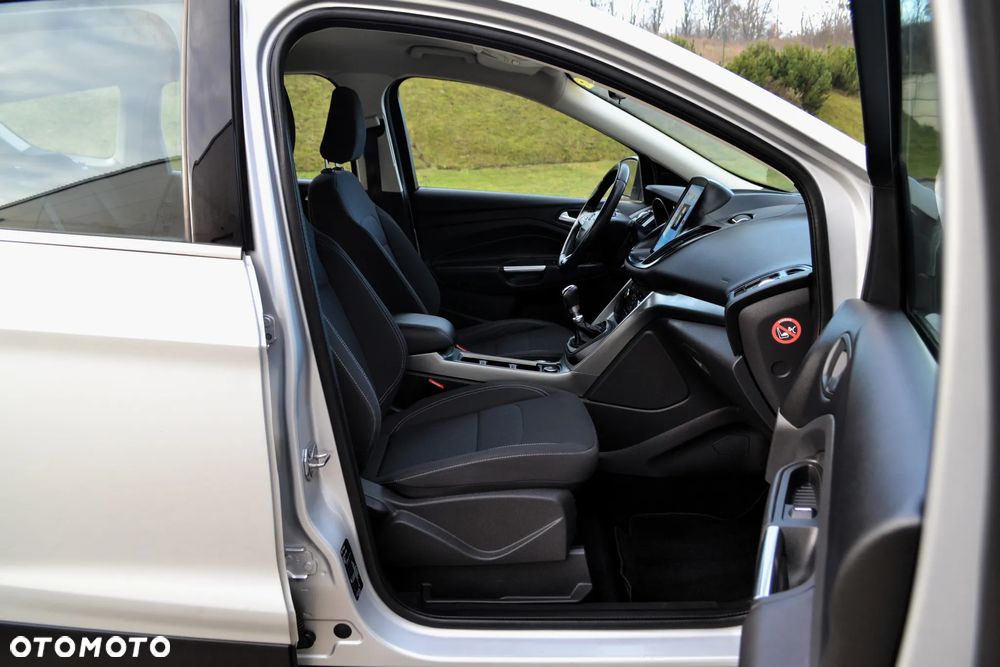 Ford Kuga 2.0 TDCi 4x4 Trend - 11