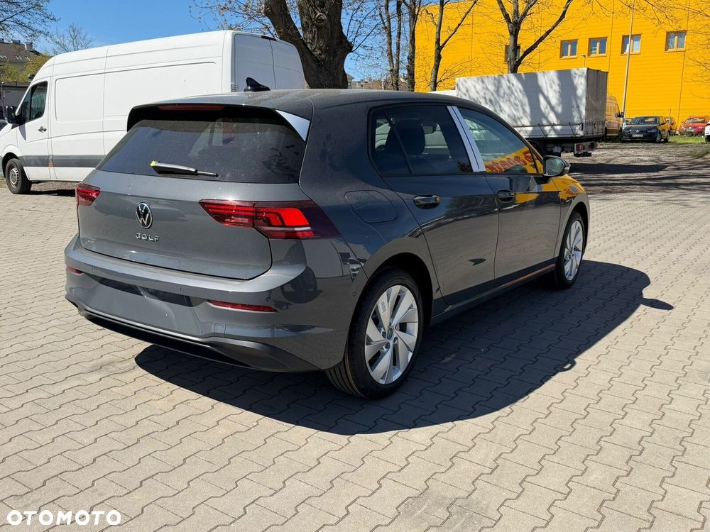 Volkswagen Golf - 3