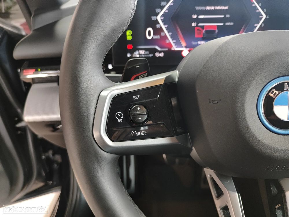 BMW 530 e Pack Desportivo M — fotografia 29