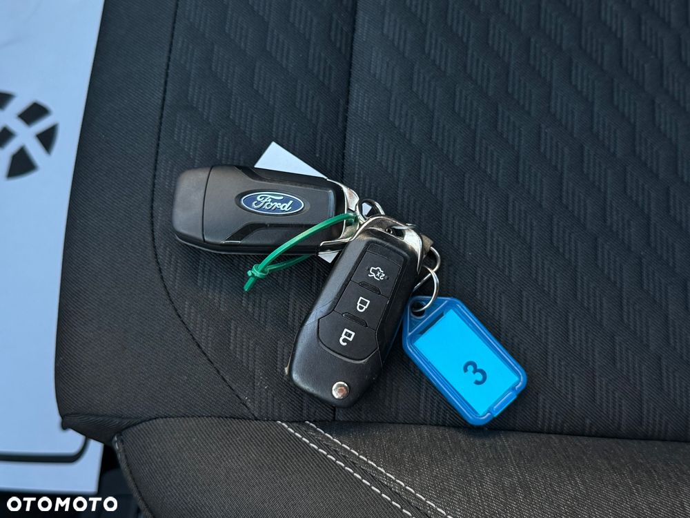 Ford Puma 1.0 EcoBoost Hybrid TITANIUM - 16