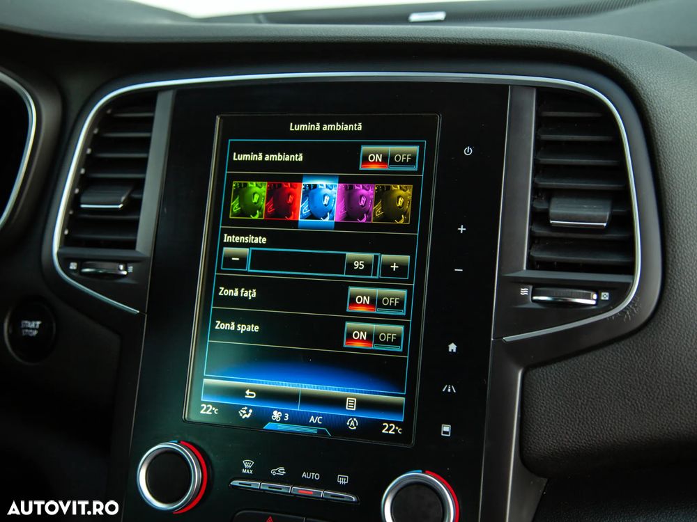Renault Megane ENERGY dCi 110 EDC BOSE EDITION - 34