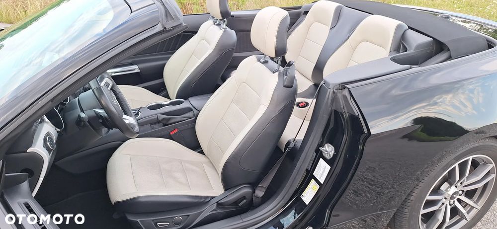 Ford Mustang Cabrio 2.3 Eco Boost - 10