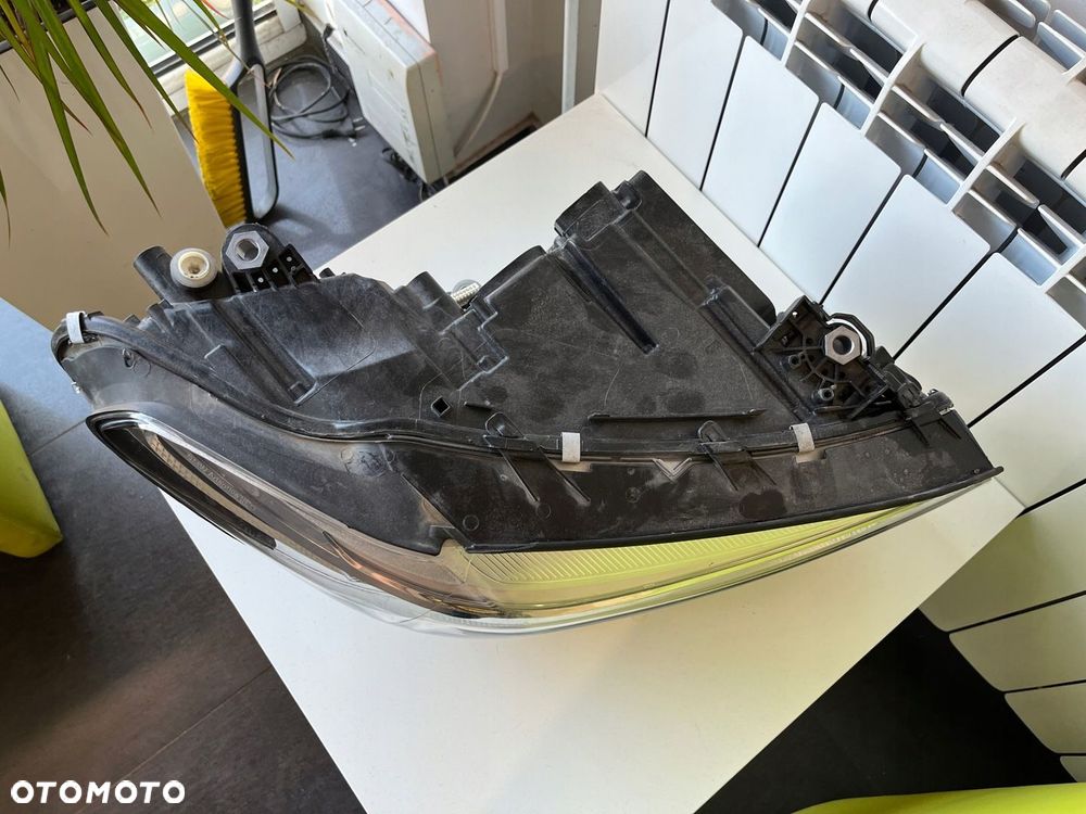 Lampa prawa przednia BMW X3 G01 ADAPTIVE - 7