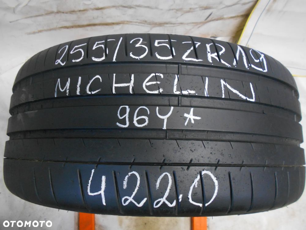 OPONA POJEDYNKA 255/35R19 MICHELIN PILOT SUPER SPORT DOT 4220 6MM - 1