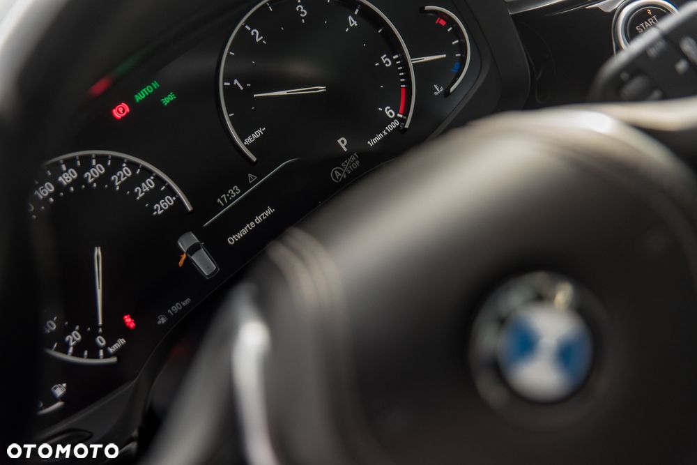 BMW Seria 5 525d - 20