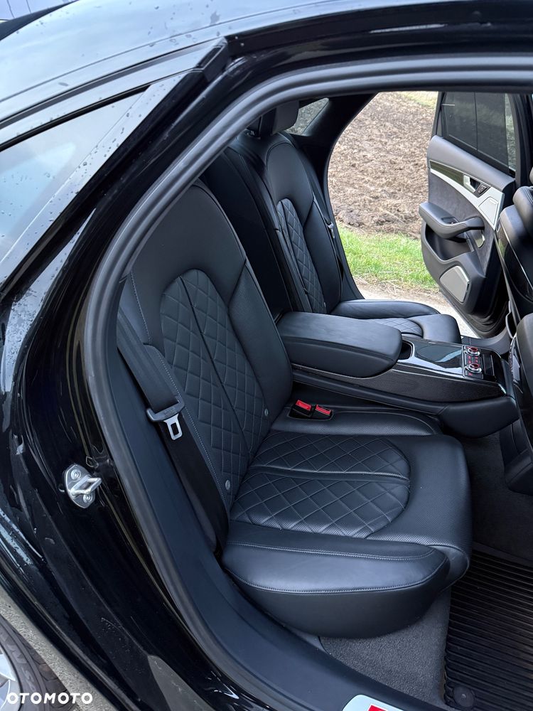 Audi S8 Plus 4.0 TFSI Quattro - 25