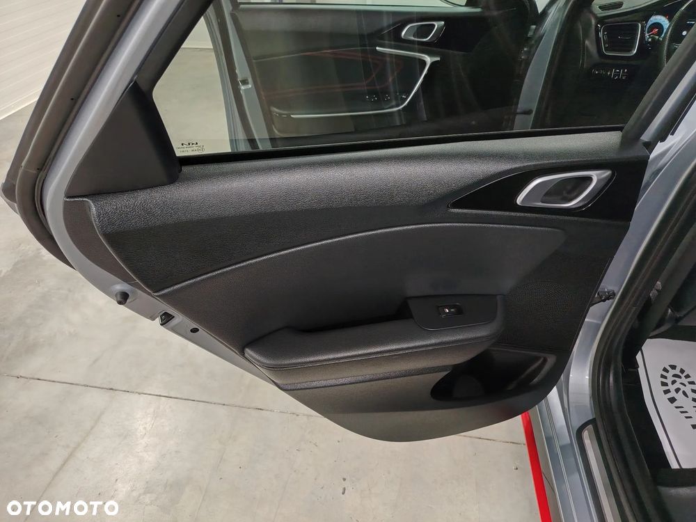 Kia ProCeed 1.6 T-GDI DCT7 OPF GT - 23