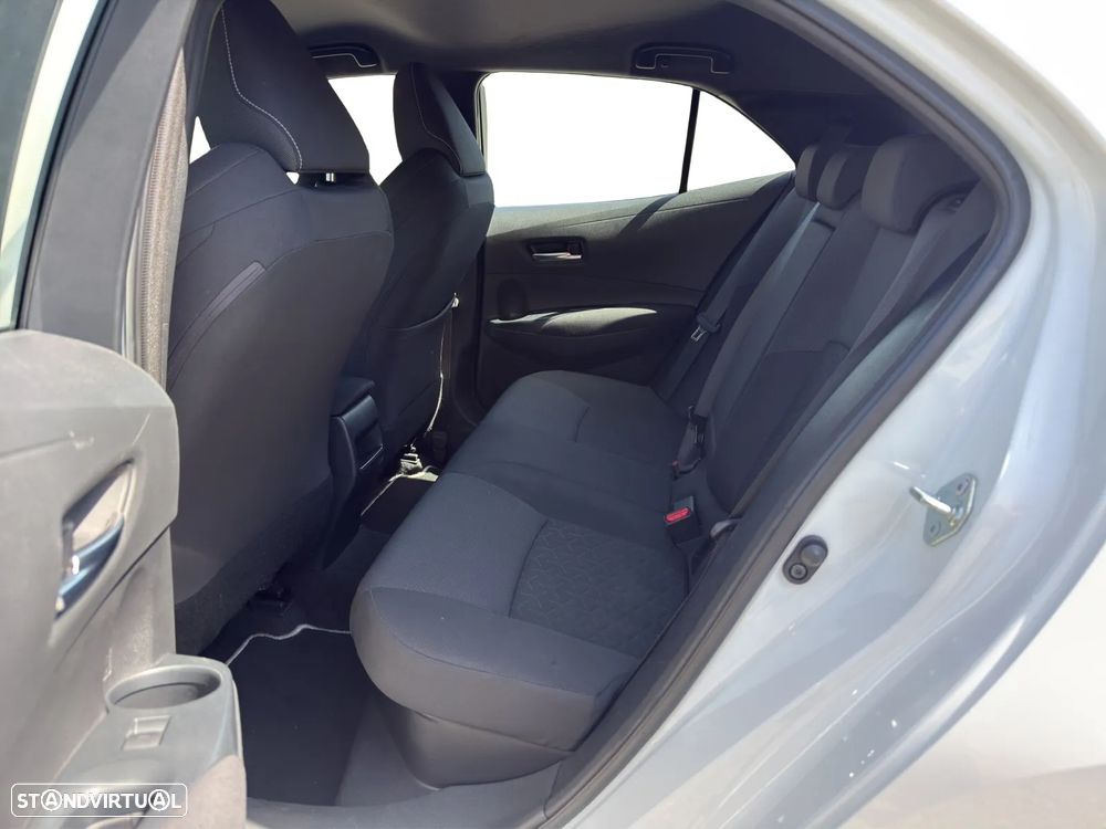 Toyota Corolla 1.8 Hybrid Comfort - 14
