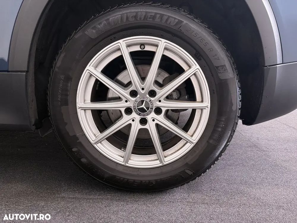 Mercedes-Benz GLB 180 Aut. - 18