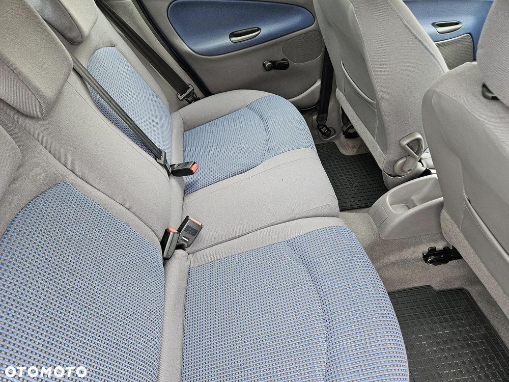 Peugeot 206 60 Filou - 7